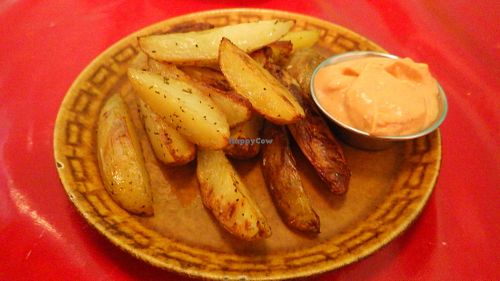 Potato wedges with chilli mayo at Kafe 44 in Stockholm