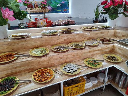 Big range.. Lots to try at Tu Phúc Thānh - Vegan Buffet Chay in Phu Quoc