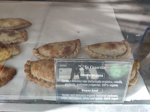 Vegan empanadas at La Caserita in Alicante