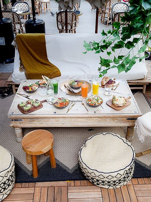  at Ava Kitchen in Paris