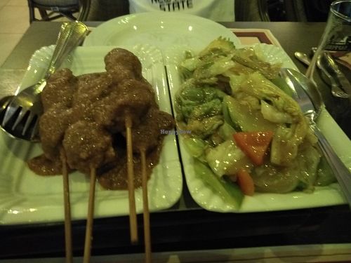 Combination dishes E
27,50 euros for two people at Loving Hut in Maastricht