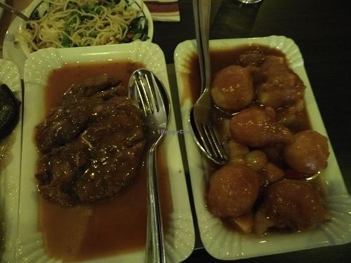 Combination dishes E
27,50 euros for two people at Loving Hut in Maastricht