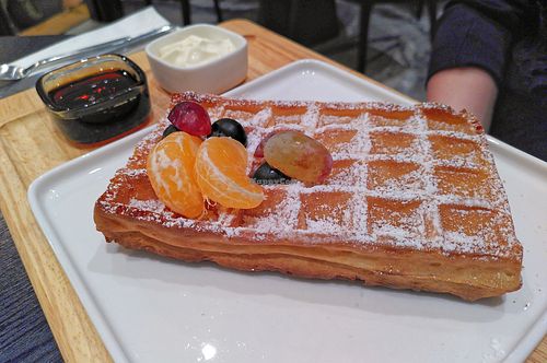 Belgian waffle (breakfast menu) at Sapphire House Antwerp in Antwerpen