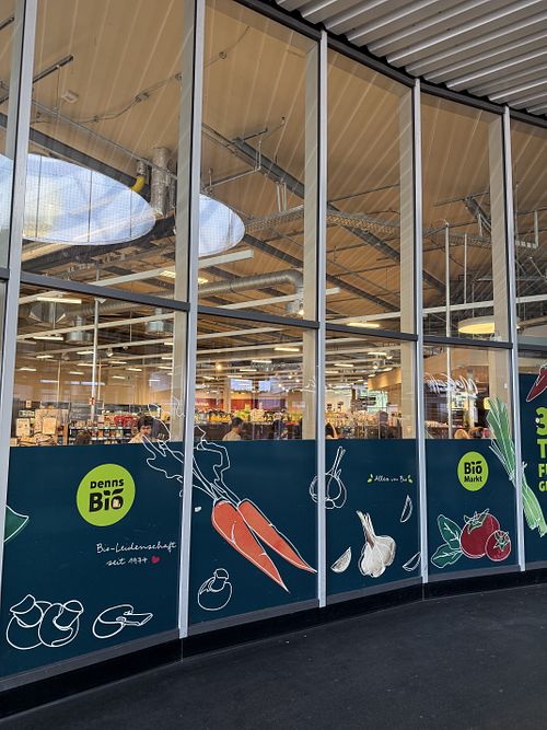 outside  at Denn's Biomarkt in Berlin