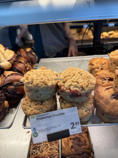 cake vegan  at Denn's Biomarkt in Berlin