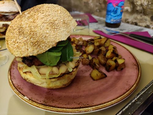 B.ud spencer con future burger at Mediceo Burgers, Birre e Brace in Pisa