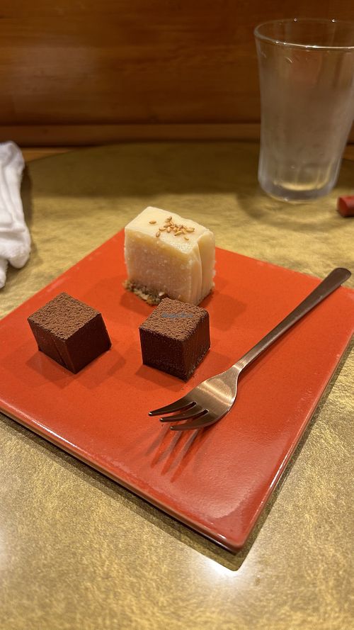 Cakes  at Vegan Izakaya NIJIYA 虹屋 in Kyoto