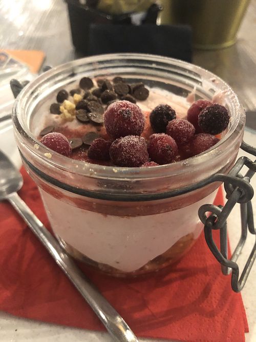 Semifreddo alla fragola 🍓 ottimo!!  at Hop  in Bari