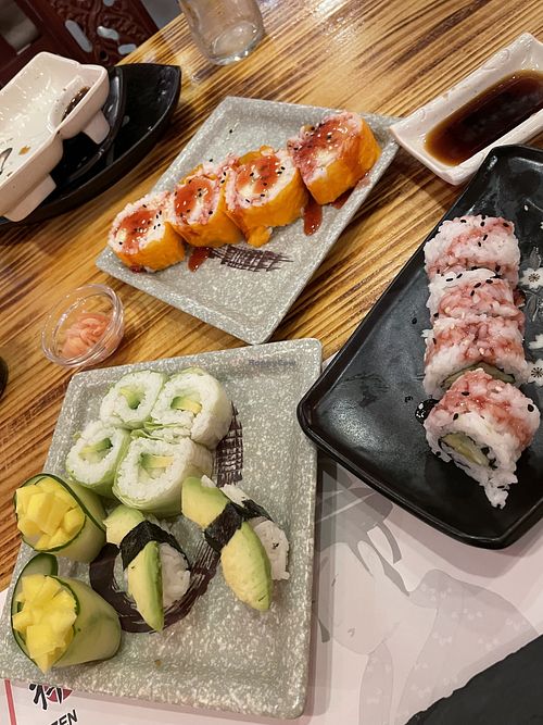 Some more sushi.. was hungry 😌  at Restaurante Japones Zen 3 in Castelldefels