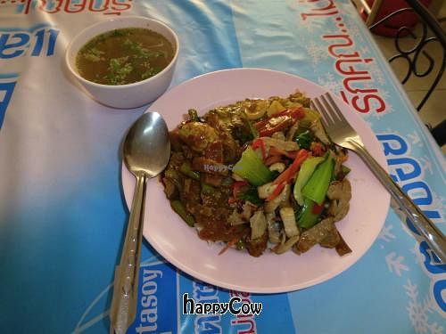 A 35 baht plate at Healthy Khun Im Kitchen in Udon Thani