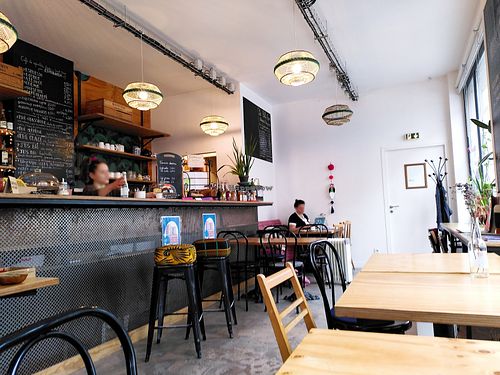 Interior at La Cantine de Marine in Saint Denis