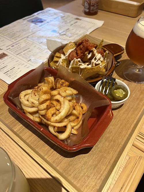 Curly fries and nachos   at Dosco Coffee ドスココーヒー in Hiroshima