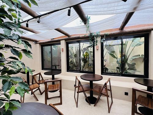   at Scoop 'n Dough in Cascais