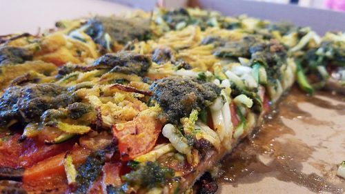 Freedom vegan pizza at Veg Out in Haiku