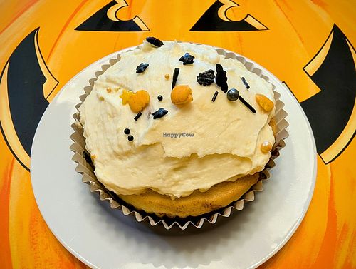 Cinnamon Roll at Azalea's Bakery in Boise