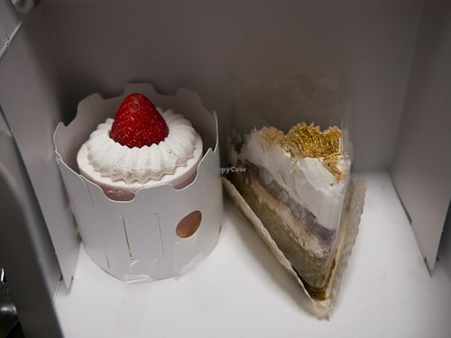 Strawberry mouse and "Japanese" cake  at Chat - アリサの北海道お菓子店 in Sapporo