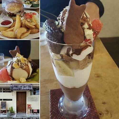 burger and parfait at Morpho Cafe in Kyoto