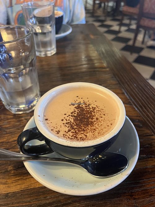 Chocolate con leche de almendras  at Época in Cartagena