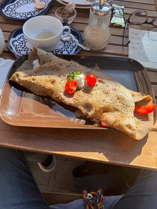 Herzhaft gefülltes Crêpe  at Café Allerlei in Trier