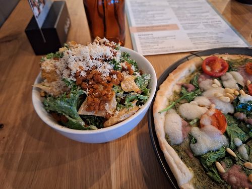 Salad next time without mock meat at Virtuous Pie in Cologne