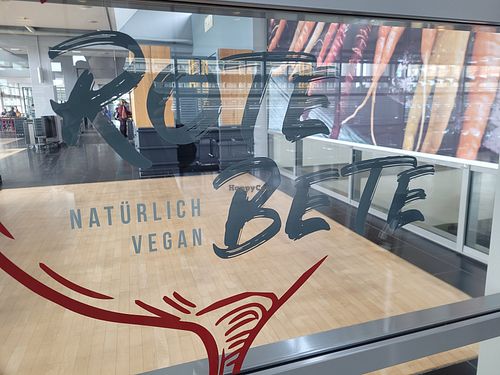 One of two entries at AKAFÖ Rote Bete in Bochum