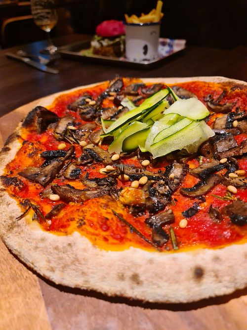 Pizza at BrewDog Pentridge in Coburg