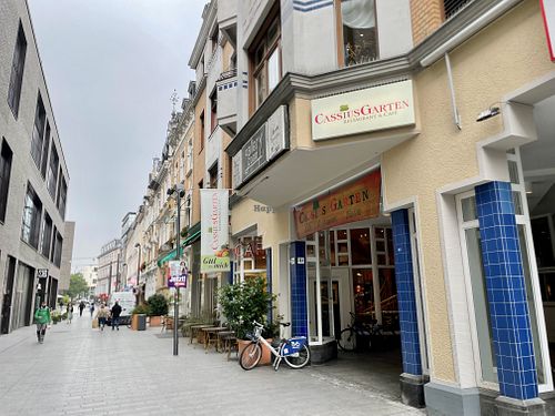 outside at Cassius Garten in Bonn