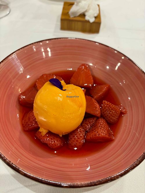 strawberries with tangerine sorbet at Restaurante Serrano in Astorga
