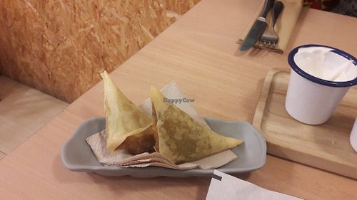 Samosa at El Curry Verde in Hondarribia