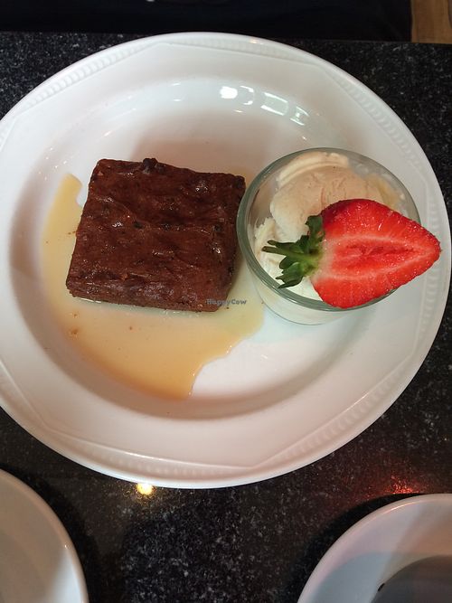 Sticky toffee pudding with vegan ice cream  at Greens Cafe in Grasmere
