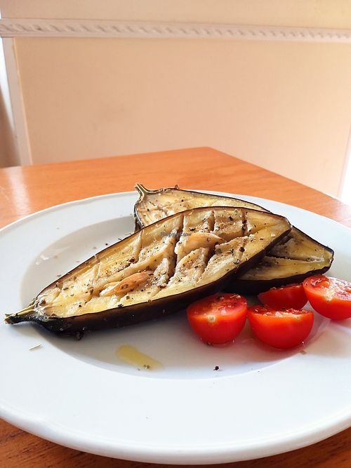 Bistecca di melanzana olio al rosmarino cipolla gratinata origano at SaCaselma in Suni