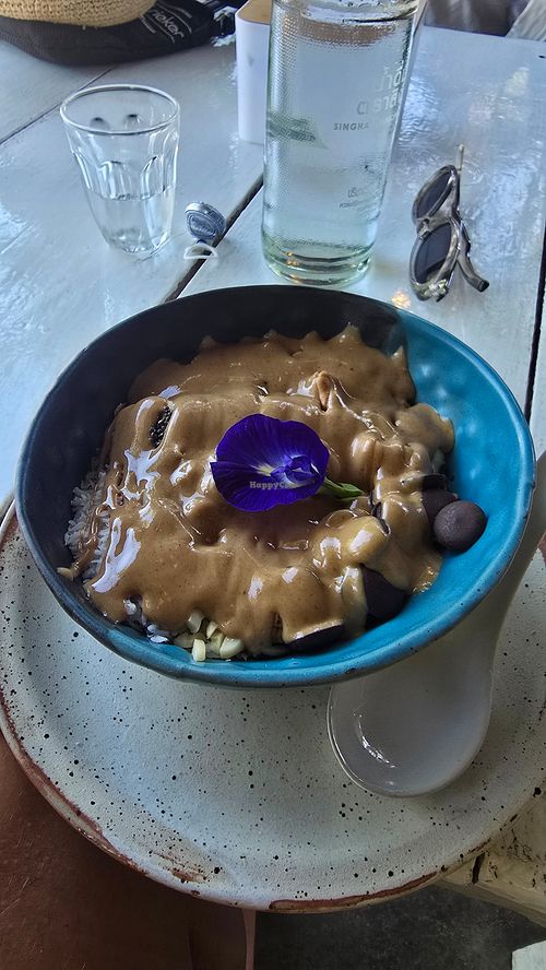 Chocolate smoothie bowl with LOTS of peanut butter (maybe a bit too much) at Drunken Sailors in Koh Lanta