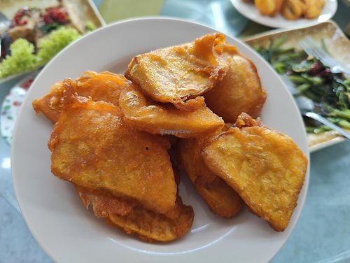 fried sweet potatoes at We Best Vegetarian Food 素非凡餐厅 in Yong Peng