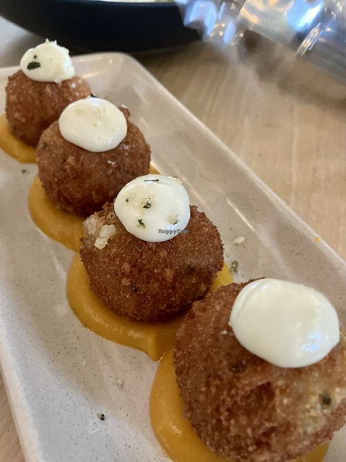   at Serotonin on Currambene in Huskisson