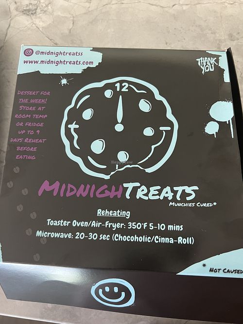 Carry out box   at MidnighTreats in Arlington