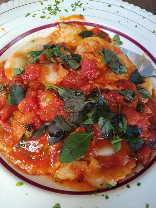 Ravioli de pêra ao molho de tomate at Sabrage Amendola in Rio De Janeiro