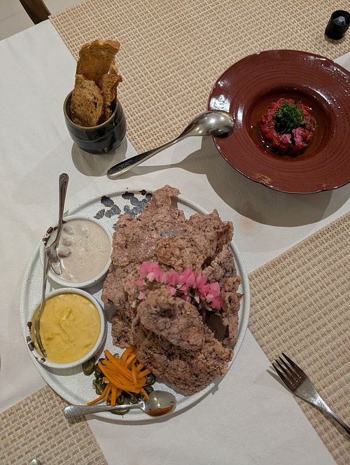 Rice nachos at Kina Kind Cuisine in Pattaya