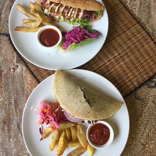 seitan hotdog & burger at Earth Cafe and Market in Ubud