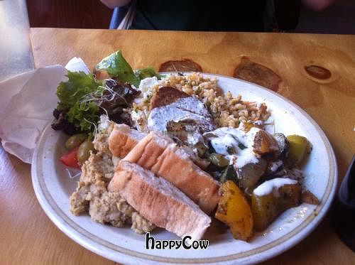 Falafel plate (vegetarian version) at Kombuse in Mannheim