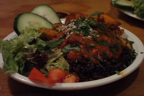 Beluga Bowl (vegan) at Kombuse in Mannheim