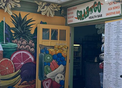 Location Front at Grab 'n Go Health Bar in Provincetown