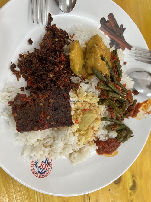 Nasi Padang 20k  at Home Veggie in Batam