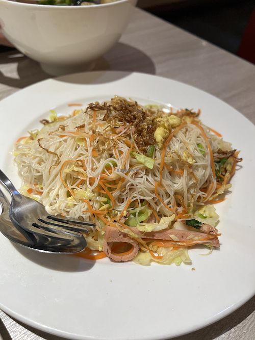 Stir fried meesua  at Fortunate Taste Vegetarian Restaurant 幸福蔬食餐廳 in 