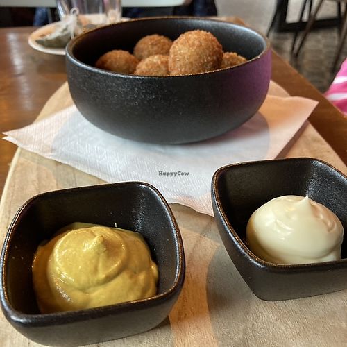 Bitter balls #Veganuary at Breakaway in Sint Geertruid