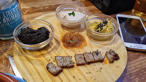 Tapenade, cheese and pâtés at La Oveja Negra in Madrid