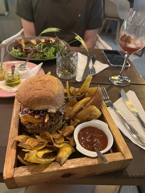 Burger  at Néctar Comida Afetiva in Itacare