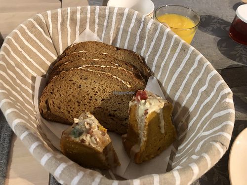 Bread and cake   at 4Bs (Alojamento Local) in Castro Verde