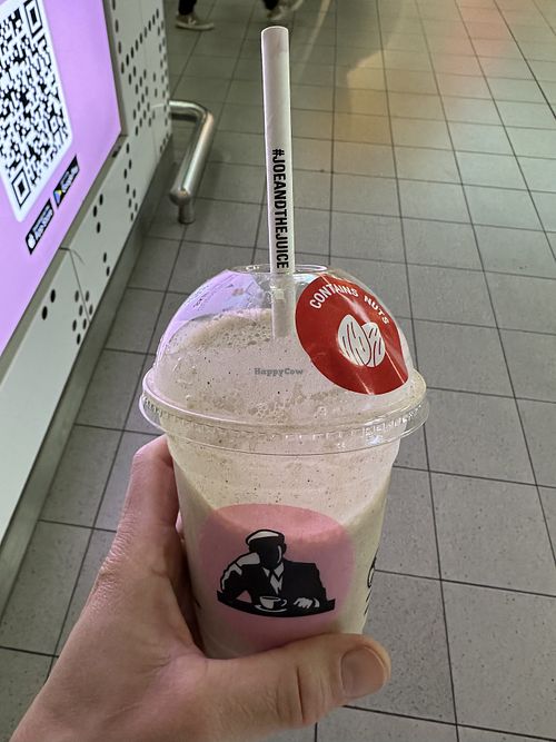   at AMS - Joe & The Juice - Lounge 3 in Schiphol