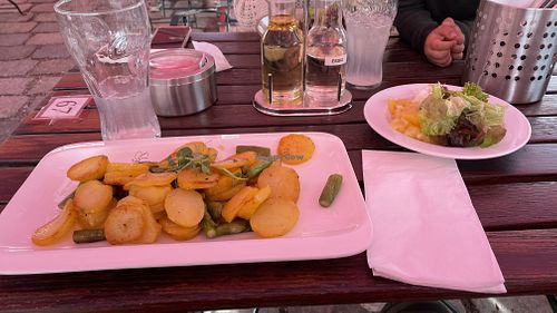   at Gasthaus zur goldenen Rose in Zwettl