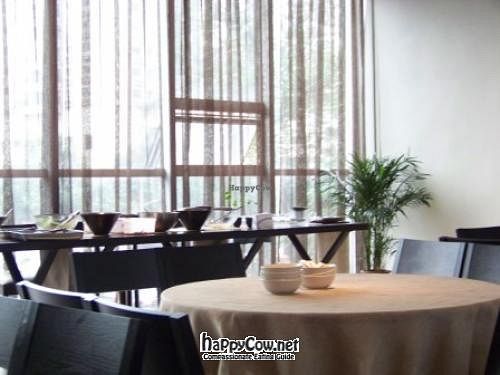 decor at Geng Yuan Vegetarian in Chengdu